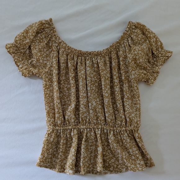 ONE CLOTHING | ochre ruched floral top - Picture 2 of 5